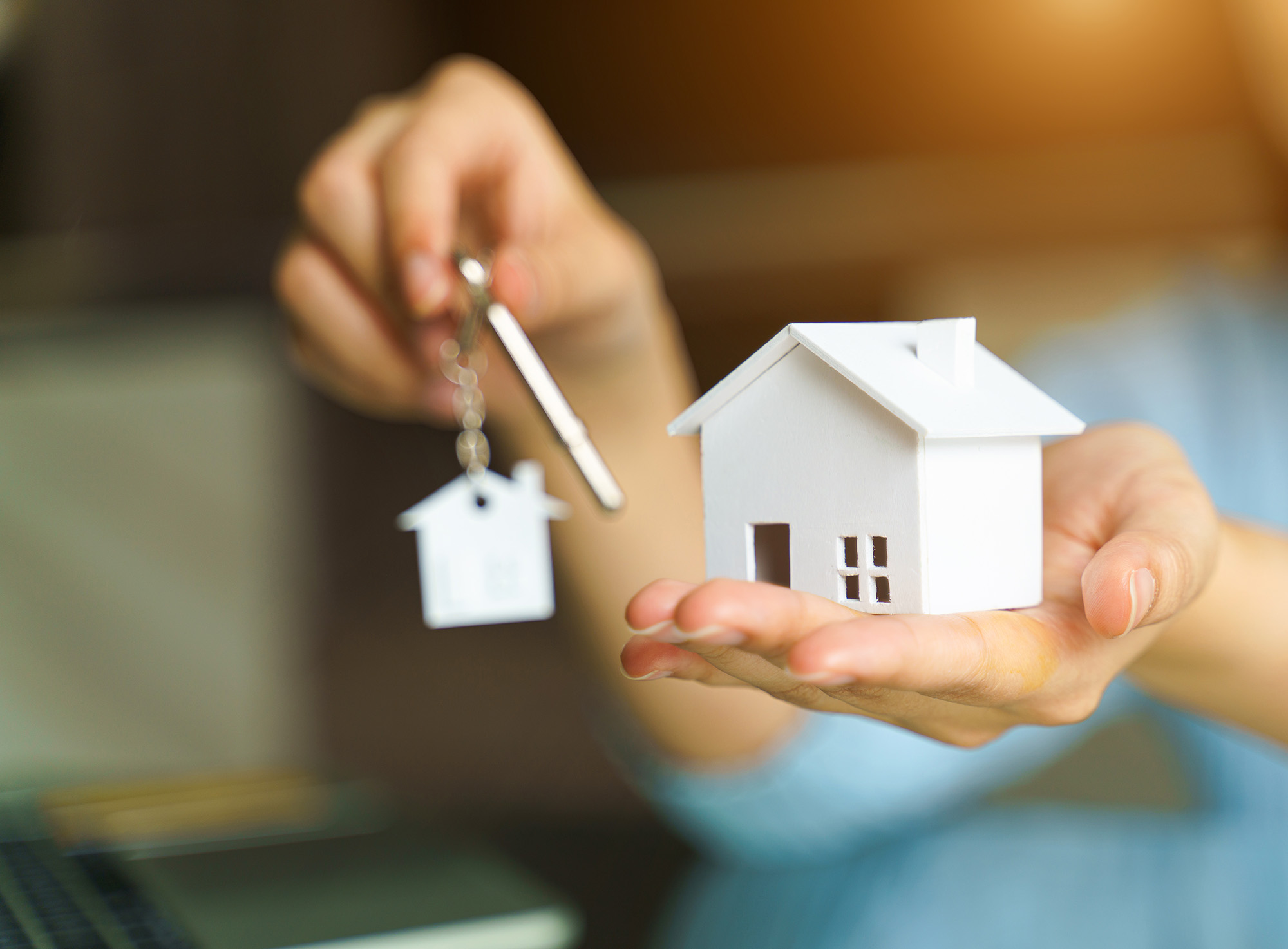 Afbetaald huis erven en belasting: hoe zit dat?